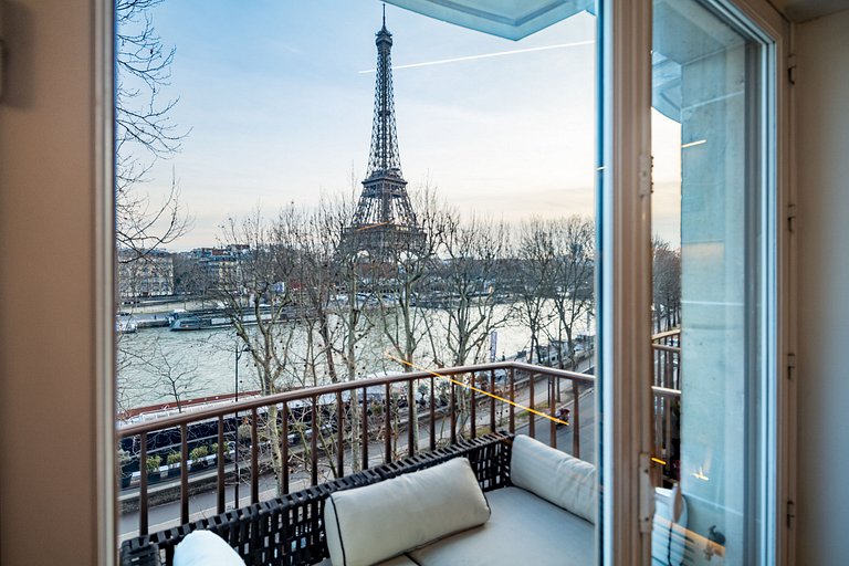 Par081 - Luxury one bedroom apartment in Paris