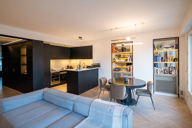 Par081 - Luxury one bedroom apartment in Paris