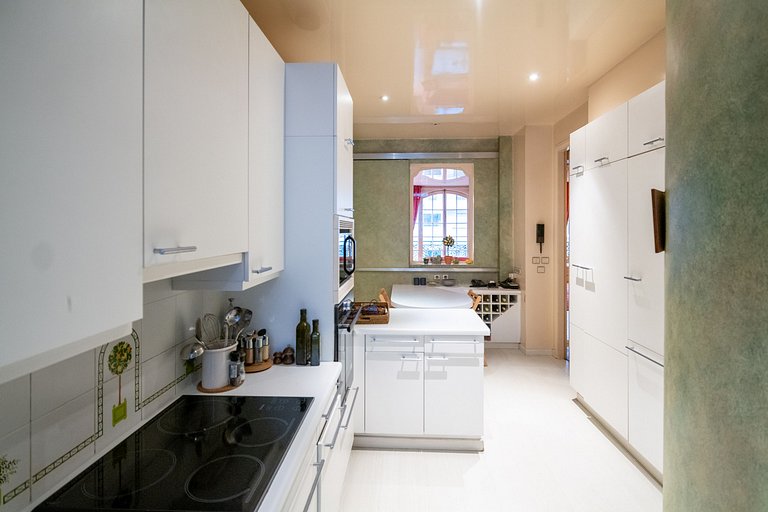 Par144 - Apartamento em Paris