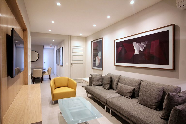 Rio249 - Beautiful 3 Bedroom Apartment in Ipanema