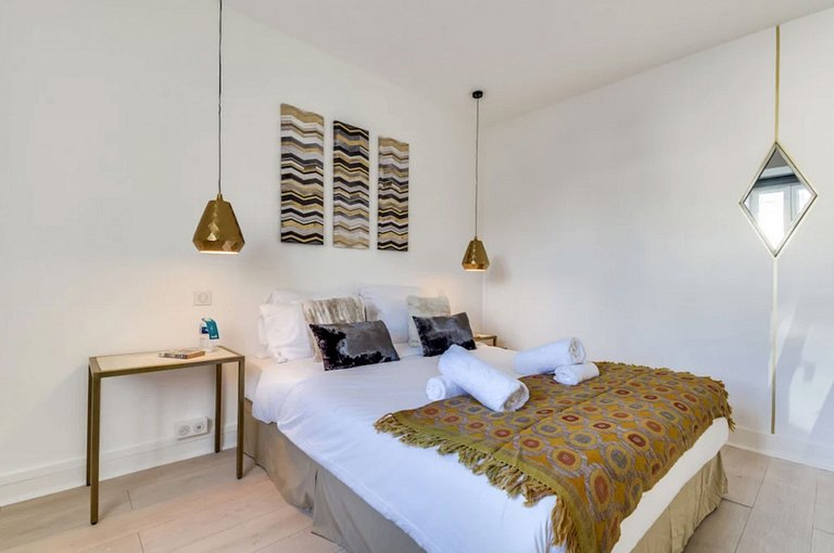 Par209 - Apartamento de 3 quartos em Paris 8