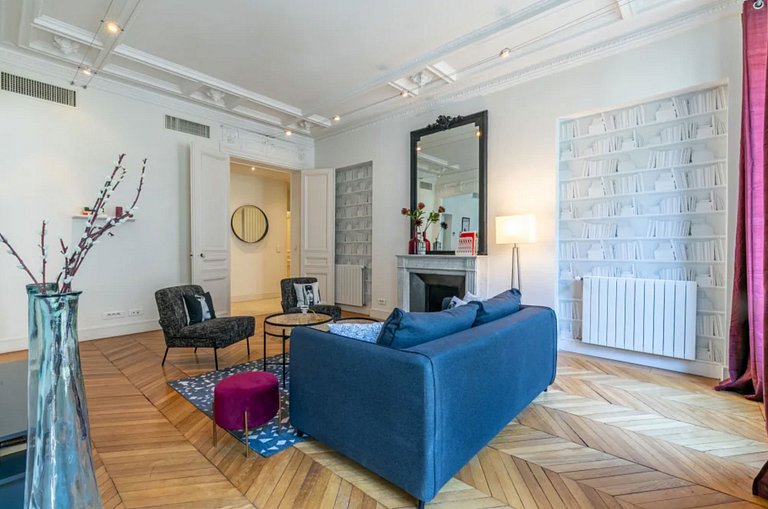 Par211 - Apartamento de 2 suítes em Paris 8