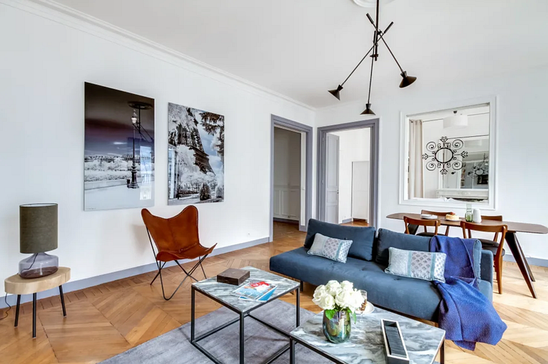 Par208 - Apartamento de 3 habitaciones en París 8