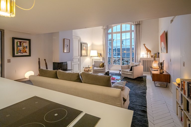 Par087 - Amazing Parisian penthouse with rooftop