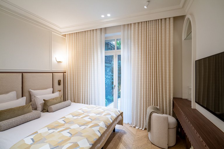 Par120 - Appartement avec grand jardin à Paris 16