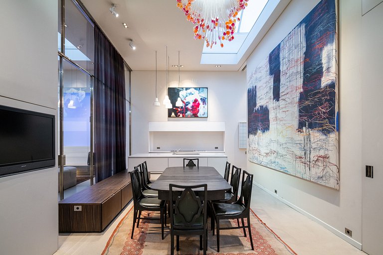 Par111 - Immense loft in Paris 16th