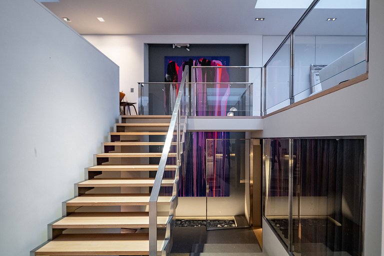Par111 - Immense loft in Paris 16th