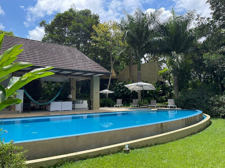 Anp073 - Charme Clássico em Mesa de Yeguas