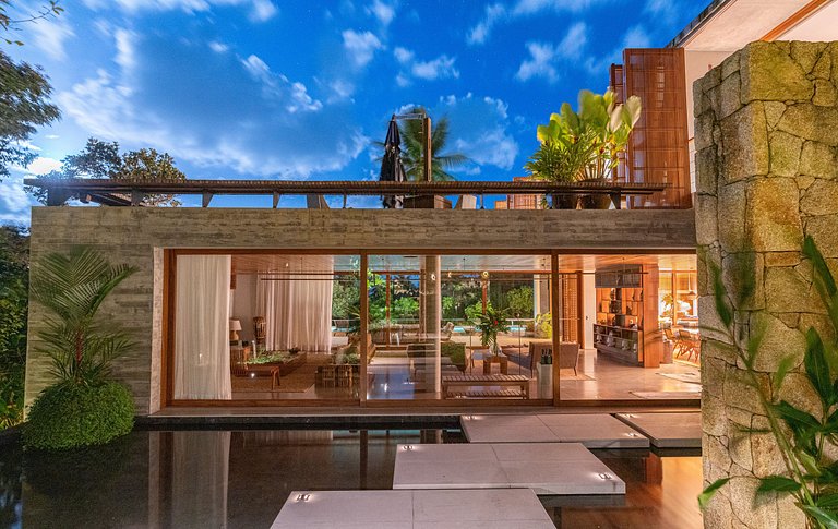 Bah174 - Moderna villa com vista para o mar em Itacaré