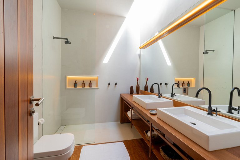 Bah174 - Moderna villa com vista para o mar em Itacaré