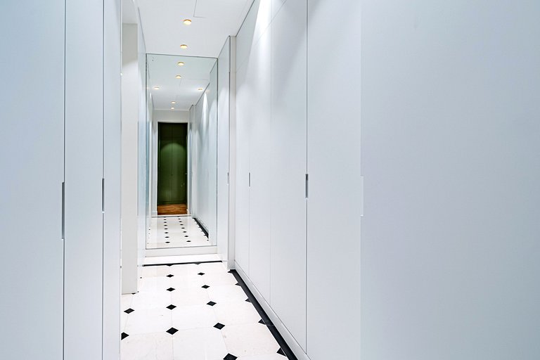 Par063 - Beautiful 4 bedroom apartment