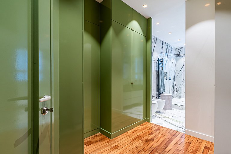 Par063 - Beautiful 4 bedroom apartment