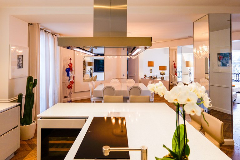 Par114 - Appartement luxueux de 4 chambres