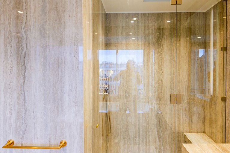 Par114 - Appartement luxueux de 4 chambres