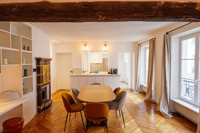 Par121 - Apartment in Le Marais