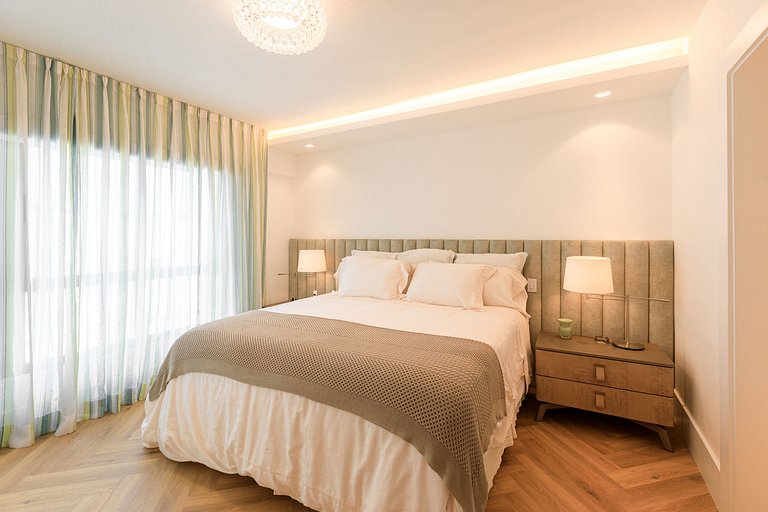 Rio063 - Exclusive triplex penthouse overlooking Leblon