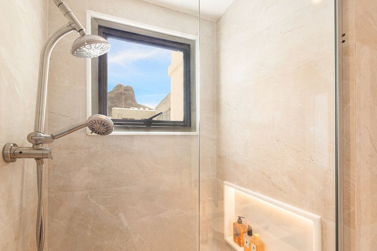 Rio063 - Penthouse exclusif en triplex avec vue sur Leblon