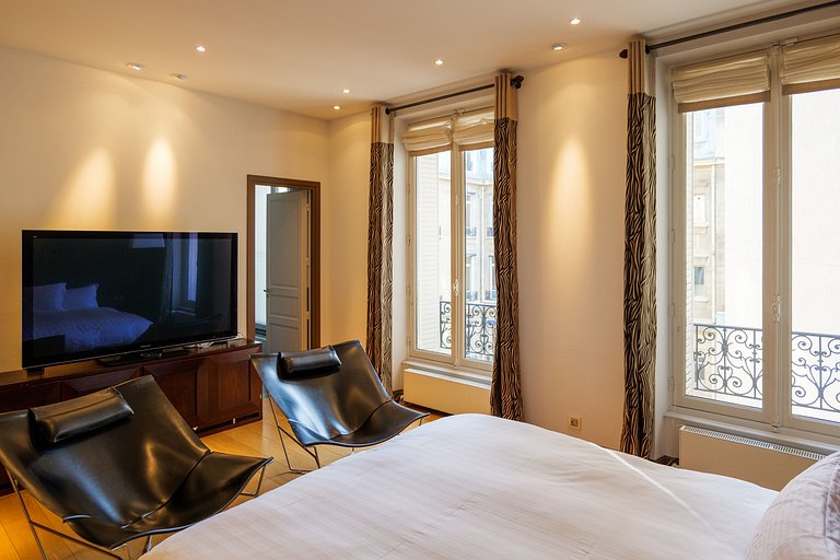 Par187 - Appartement de luxe quatre chambres