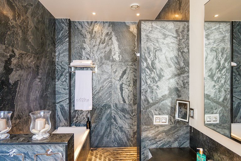 Par187 - Apartamento de luxo de quatro quartos