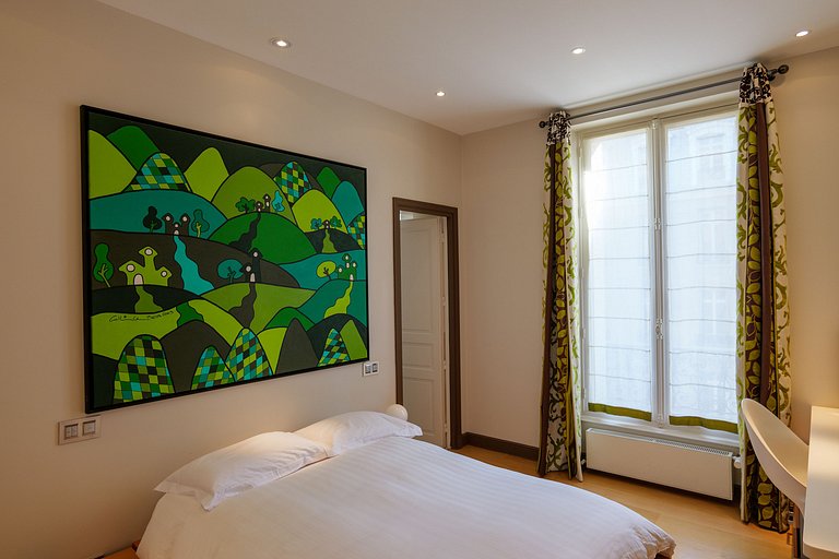 Par187 - Appartement de luxe quatre chambres