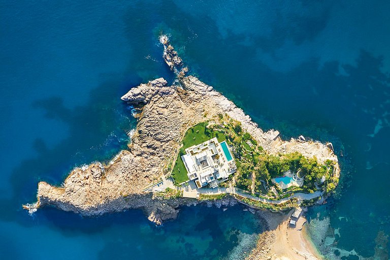 Ibi003 - Luxury island in Ibiza