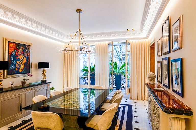 Par193 - Three bedroom apartment in Chaillot