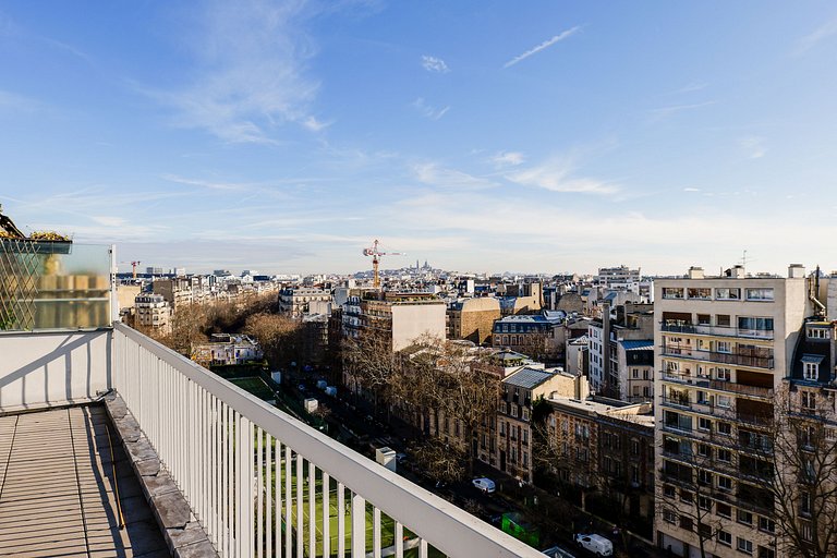 Par241 - Penthouse avec terrasse sur le toit