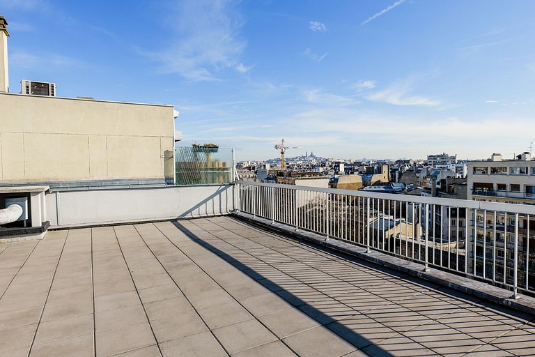 Par241 - Ático con terraza en la azotea