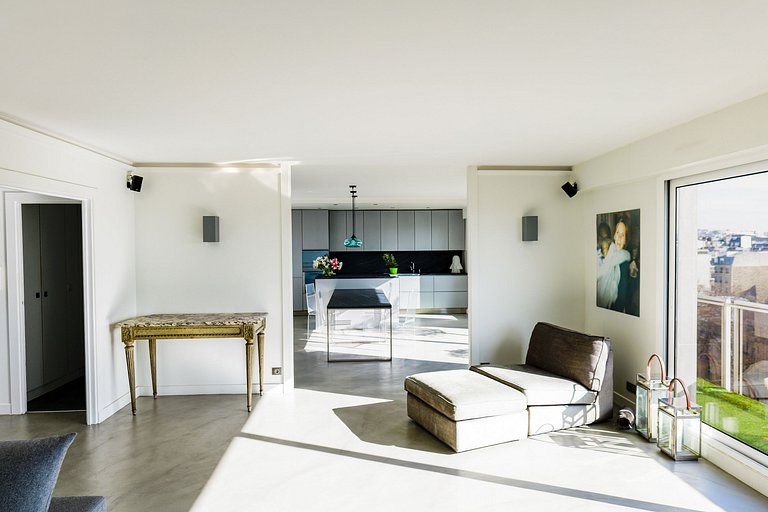 Par241 - Penthouse avec terrasse sur le toit