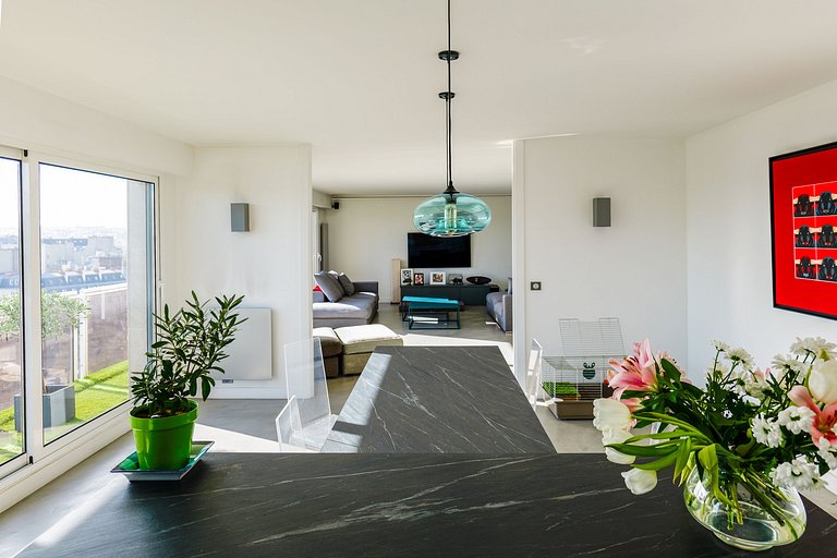 Par241 - Penthouse avec terrasse sur le toit