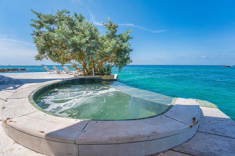 Car014 - Magnificent villa in Rosario Islands