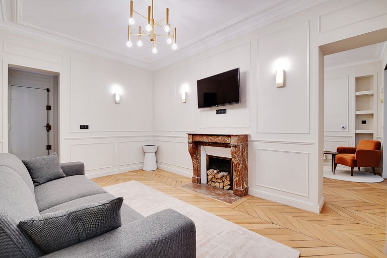 Par230 - Charming apartment in heart of Paris