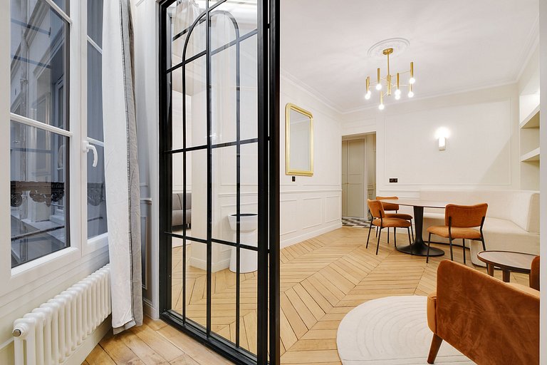 Par230 - Charming apartment in heart of Paris