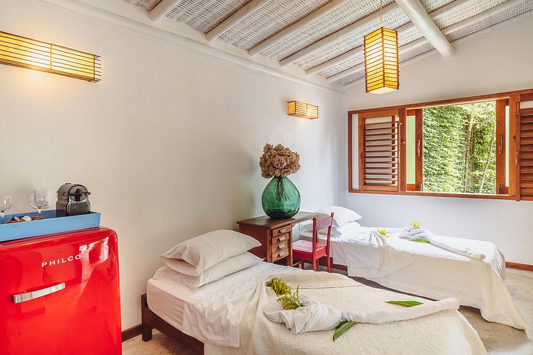 Bah090 - Charming villa with 9 suites in Trancoso