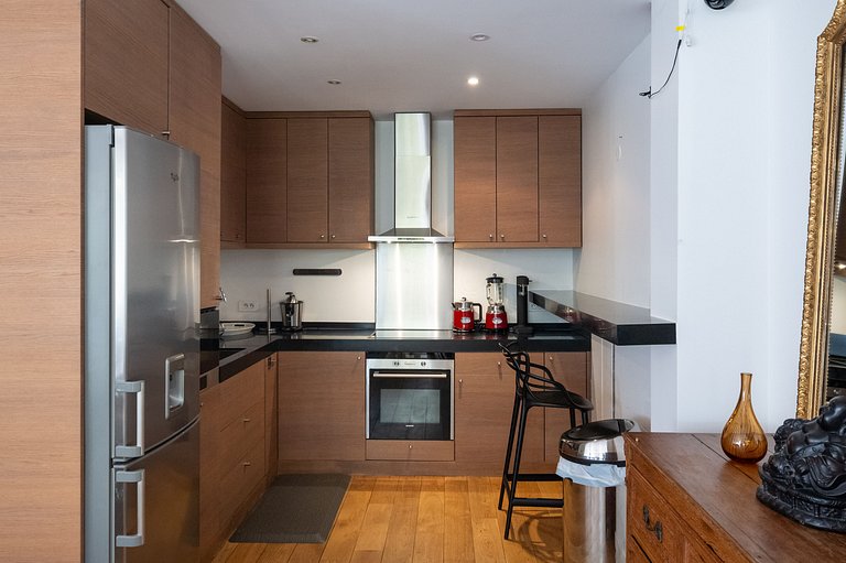 Par113 - Confortável apartamento de 2 quartos na Avenida Mon