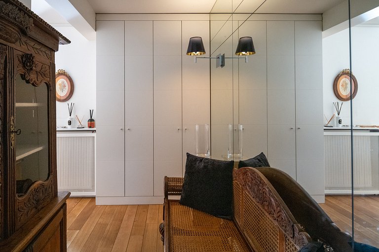 Par113 - Confortable appartement de 2 chambres Avenue Montai