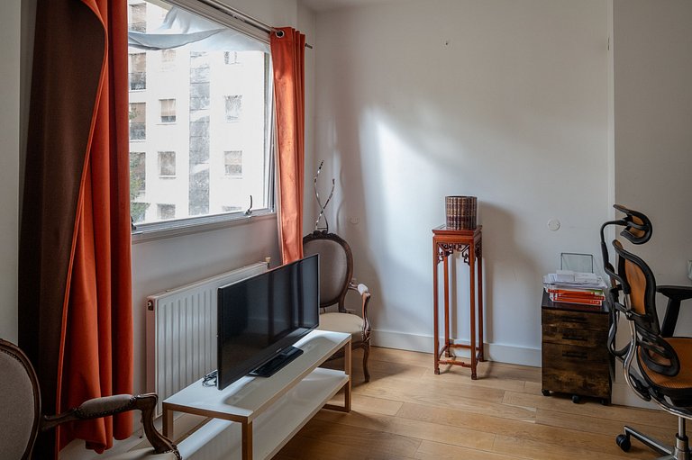 Par113 - Confortable appartement de 2 chambres Avenue Montai