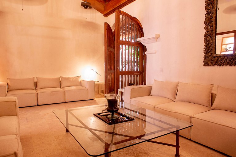 Car035 - Casa recentemente renovada em Cartagena