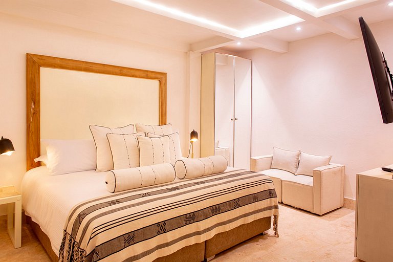 Car035 - Casa recién renovada en la Ciudad Amurallada