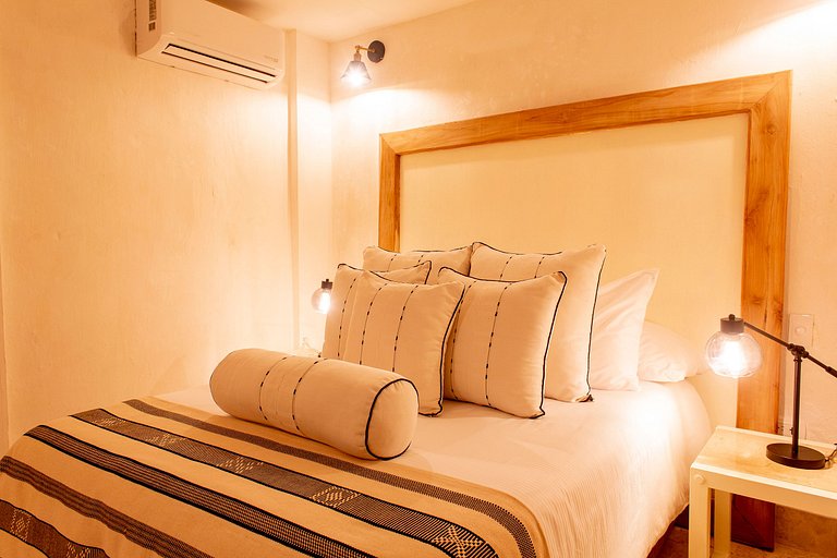 Car035 - Casa recién renovada en la Ciudad Amurallada