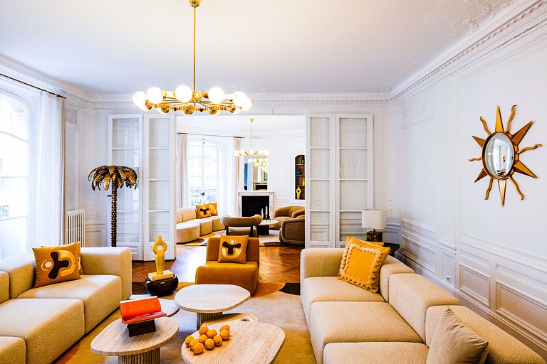 Par221 - Spacious luxury 4 bedroom apartment