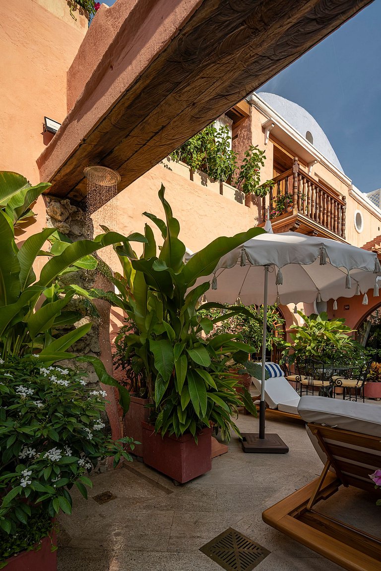 Car005 - Iconic 17th-century property in Cartagena