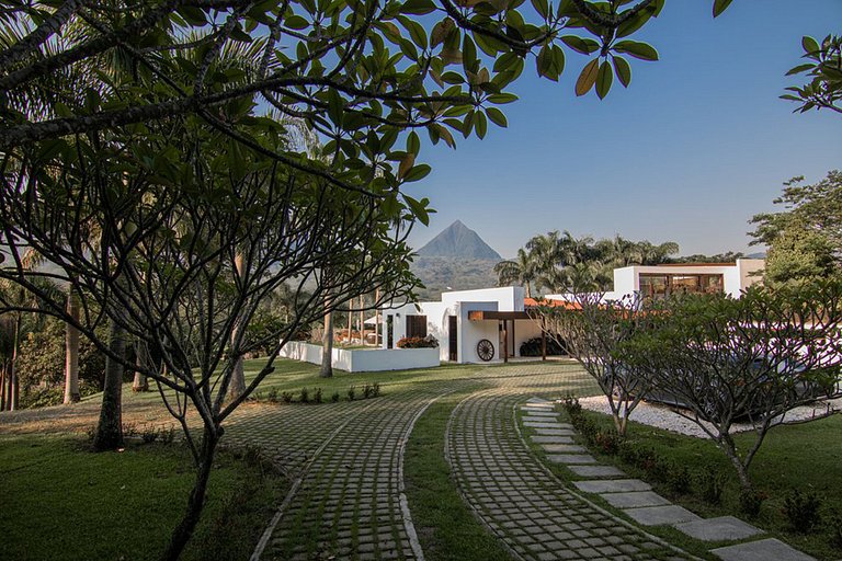Med001 - Exceptional luxury villa near Medellin