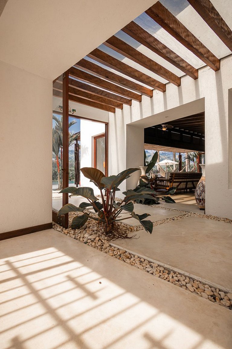 Med001 - Exceptional luxury villa near Medellin