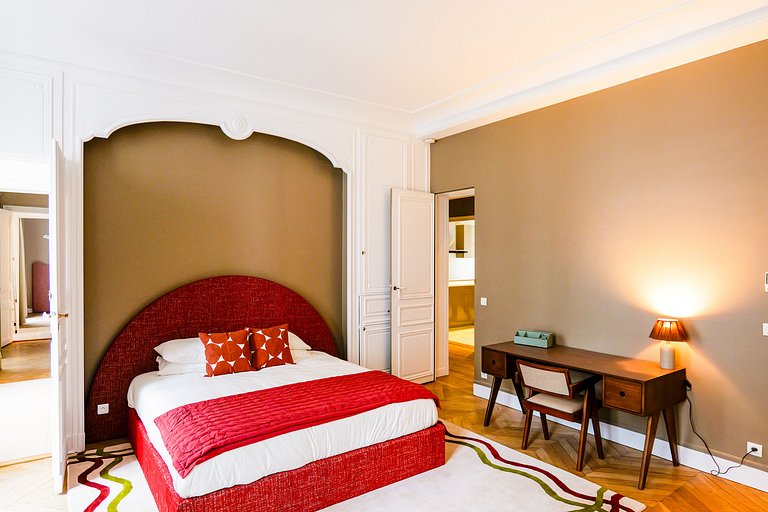 Par222 - Four bedroom apartment