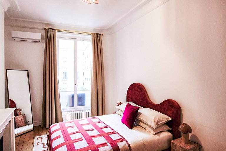 Par222 - Four bedroom apartment