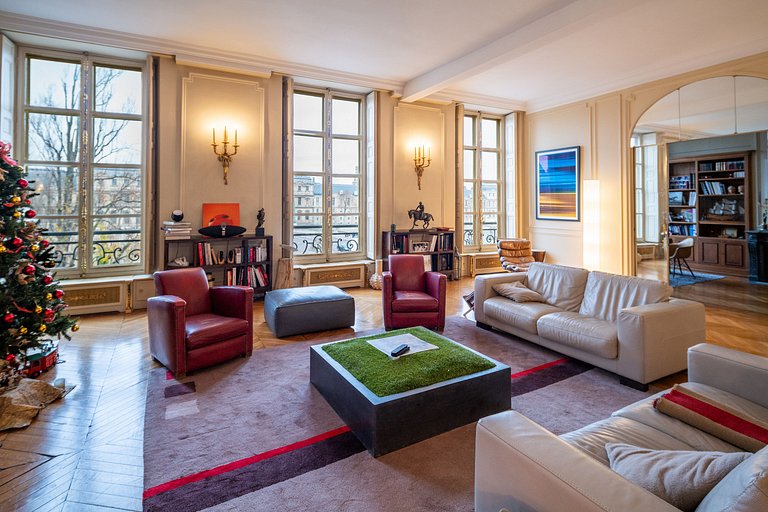 Par412 - Appartement de trois suites