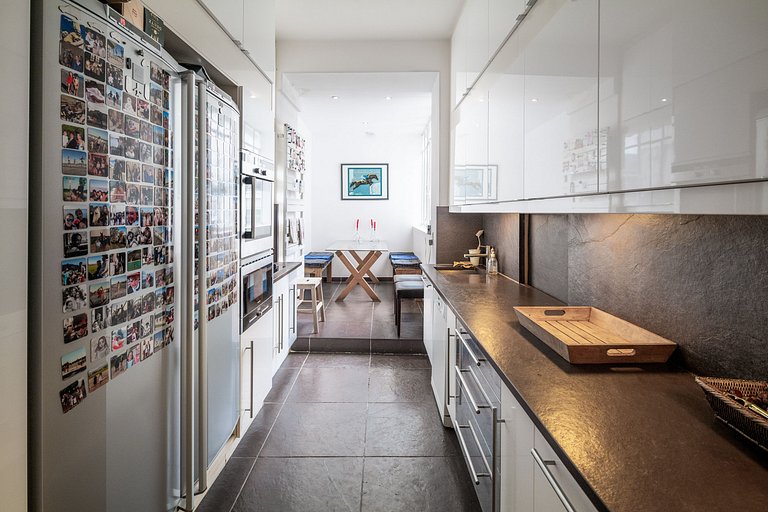 Par412 - Apartamento de três quartos