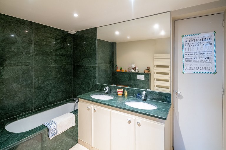 Par412 - 3 bedroom apartment