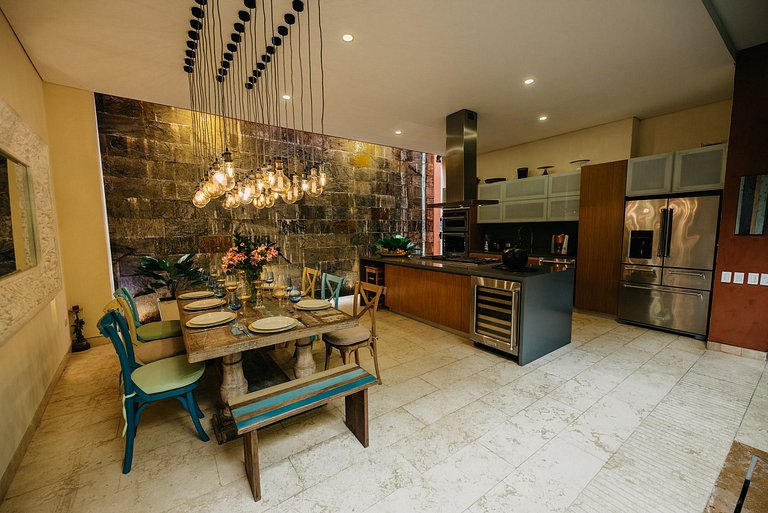 Car068 - Luxury colonial villa in the heart of Cartagena